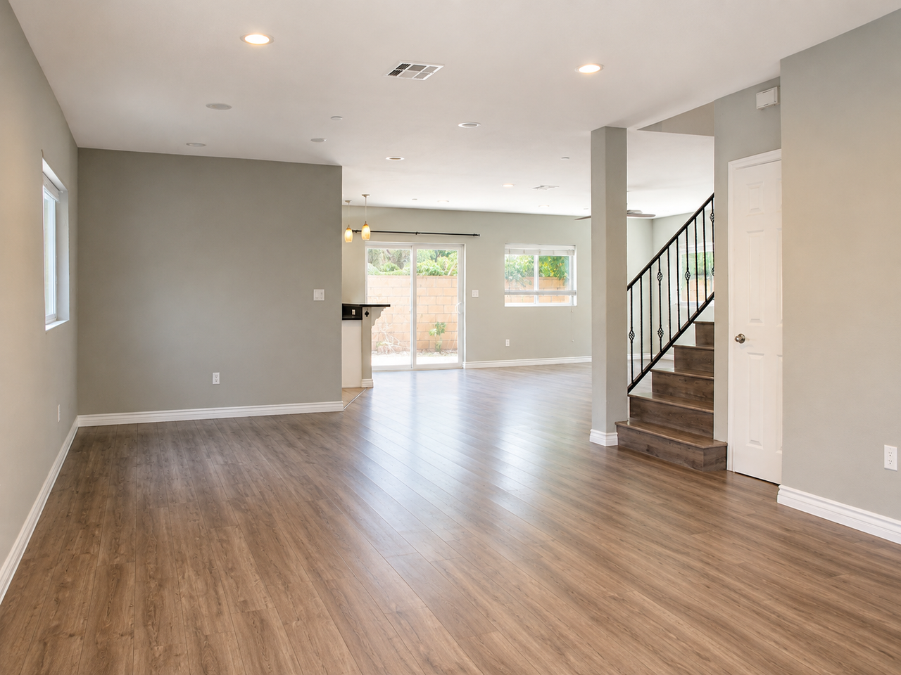 7542 Denny Ave #7542 - Photo 5 of 29