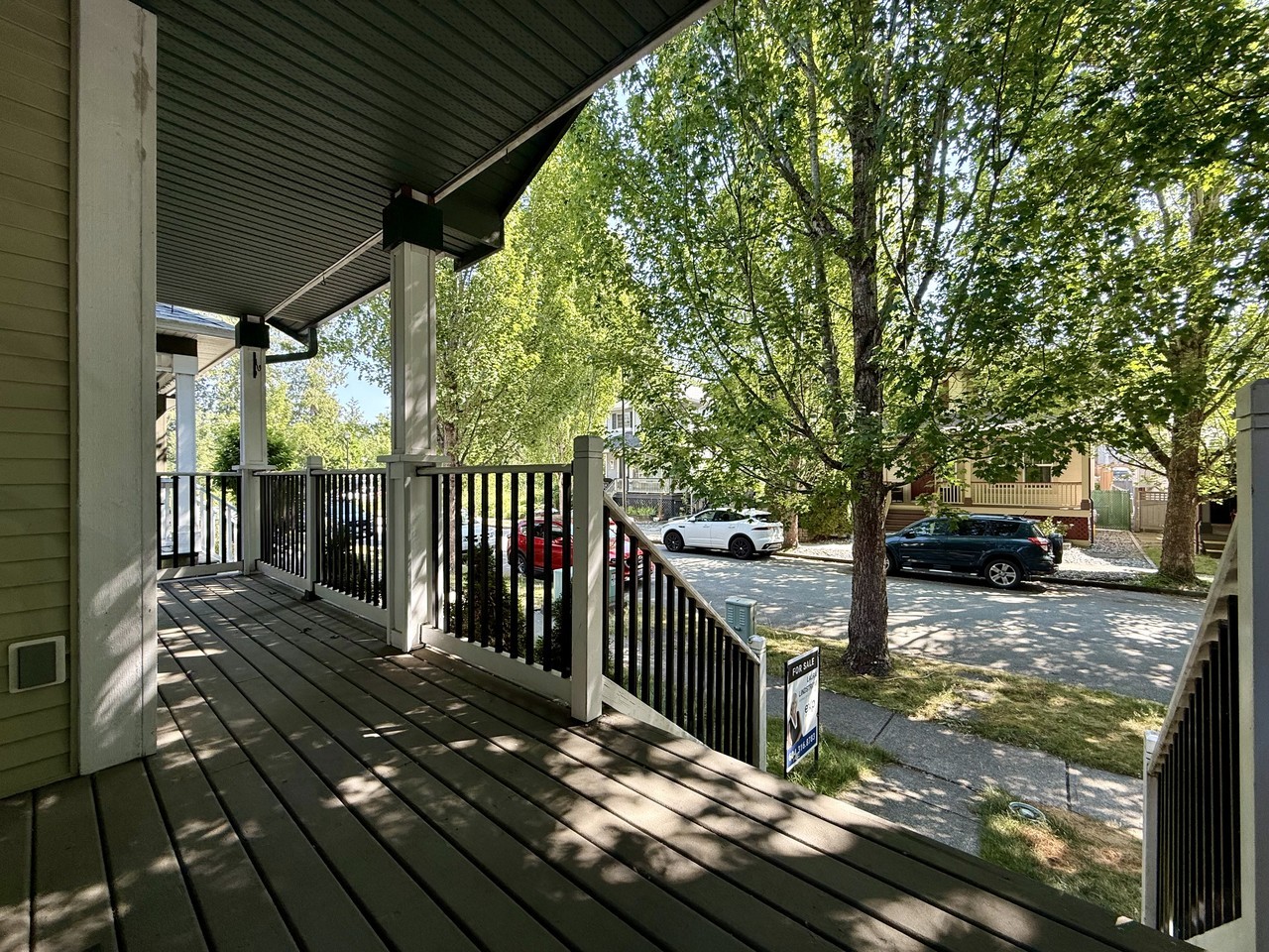 10091 243 Street - Photo 3 of 42