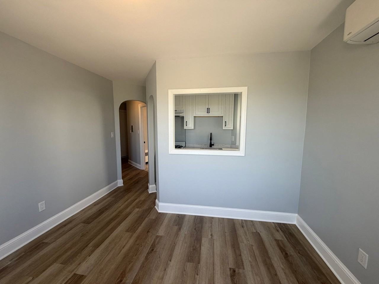 90 Winthrop Shore Dr #1 - Photo 3 of 8