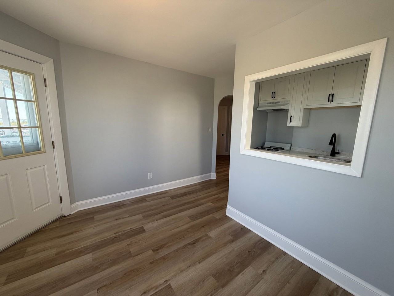 90 Winthrop Shore Dr #1 - Photo 7 of 8