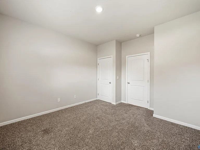 14864 Norfleet Dr - Photo 4 of 20