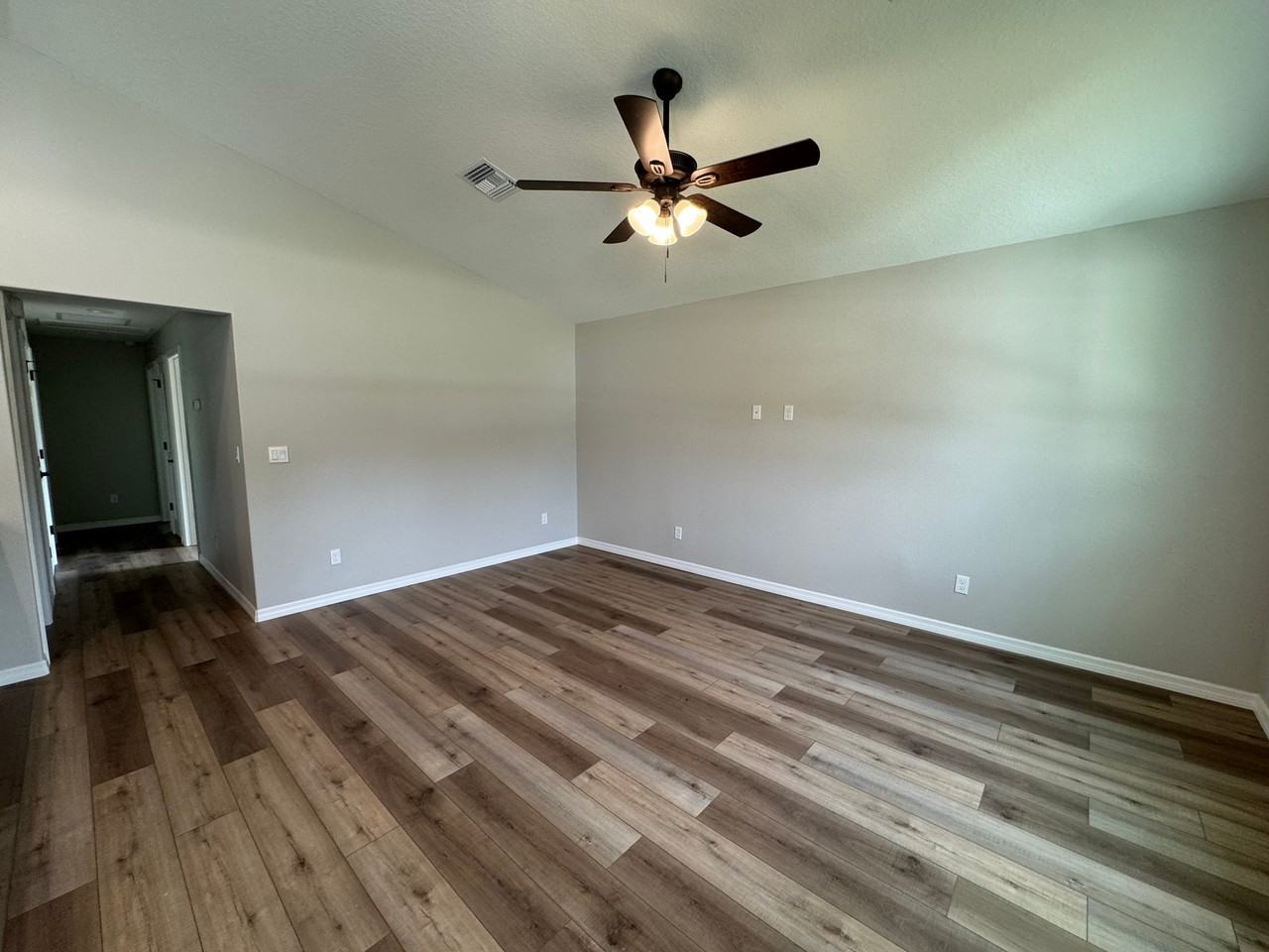 13319 Sw 106th Pl - Photo 5 of 16