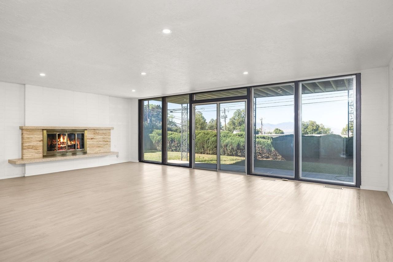 2010 S Laurelhurst Dr #B - Photo 7 of 19