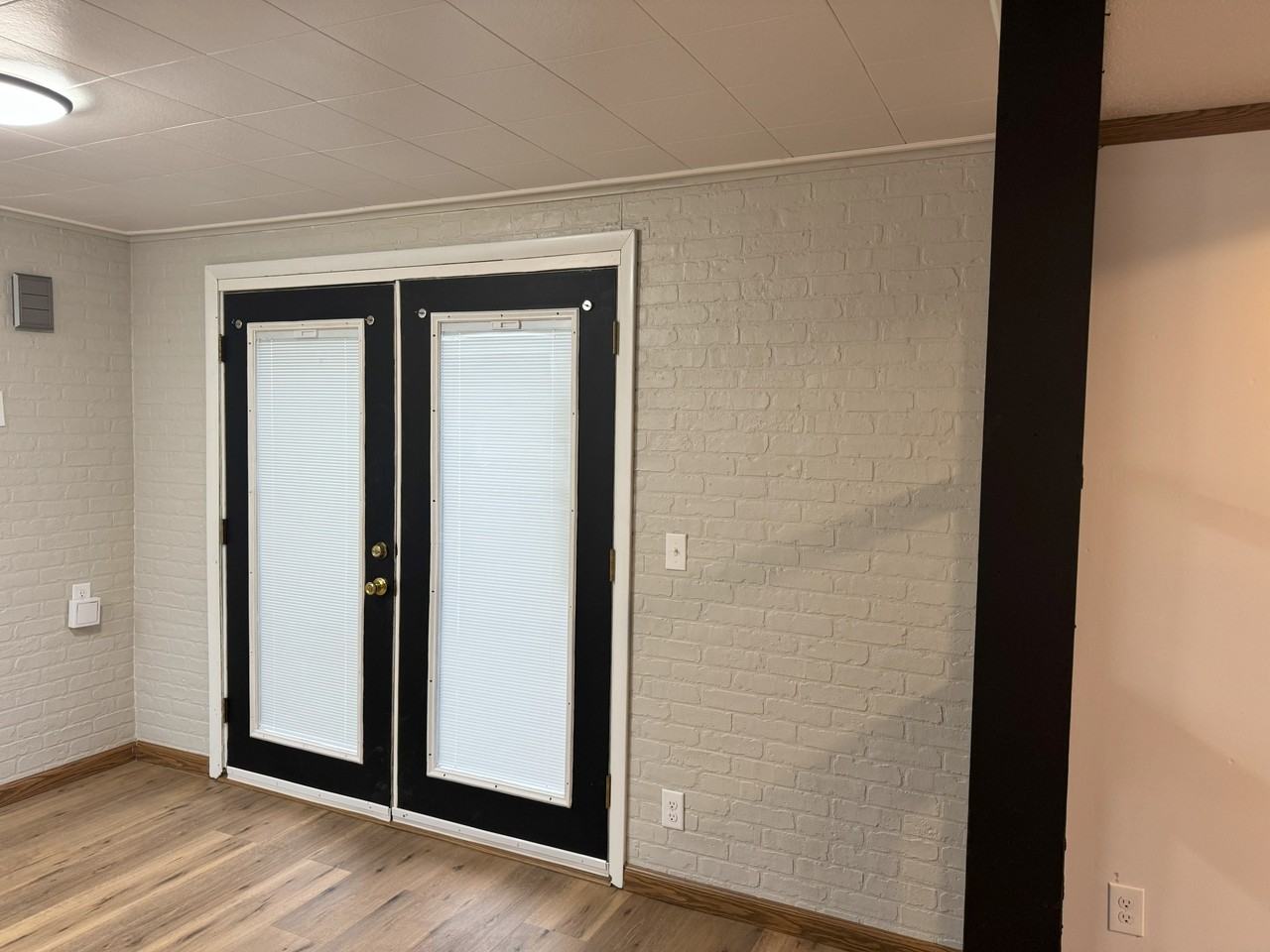 622 Flinn Ave #1 - Photo 3 of 10