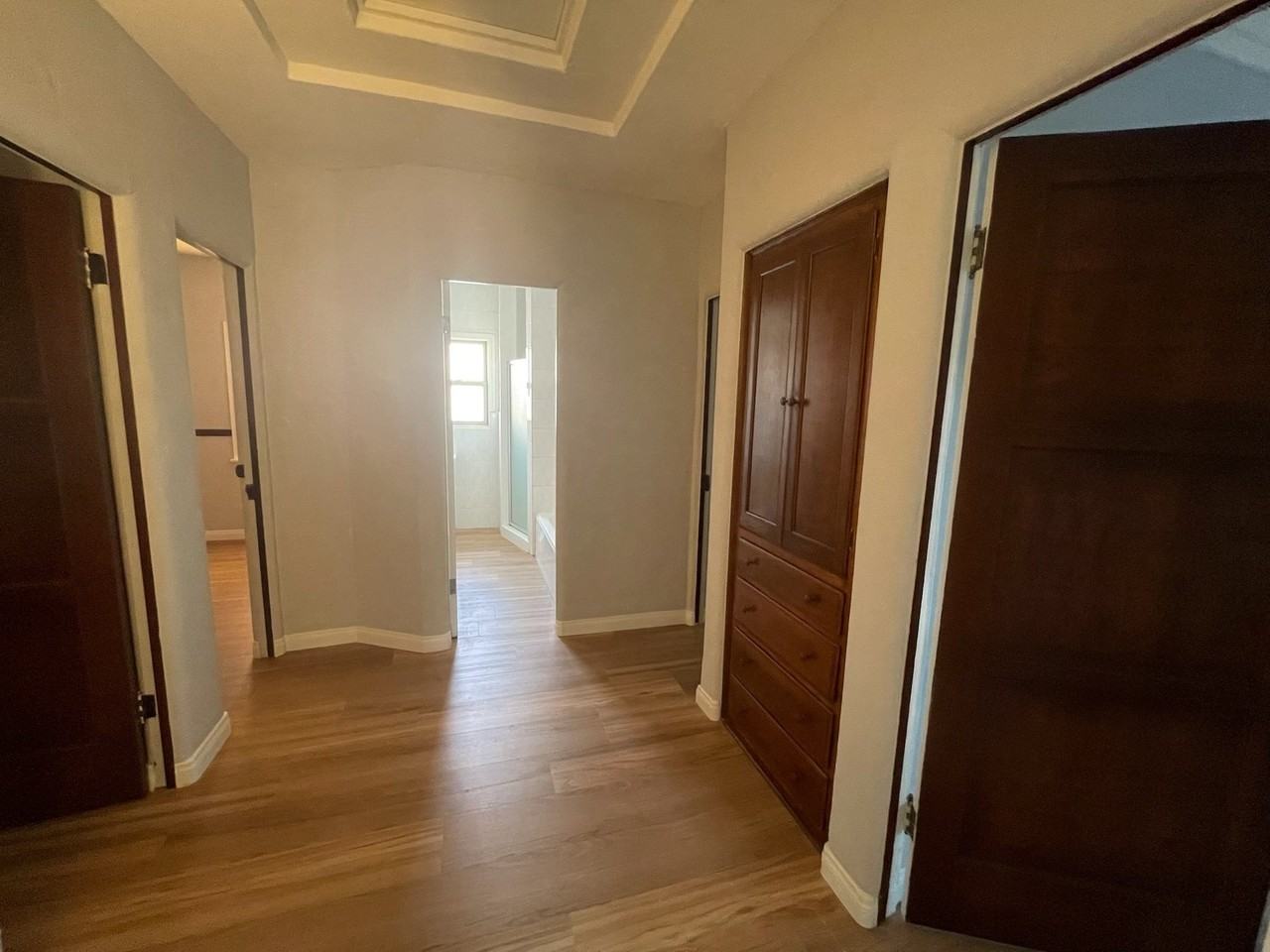 8214 S 3rd Ave - Photo 5 of 9