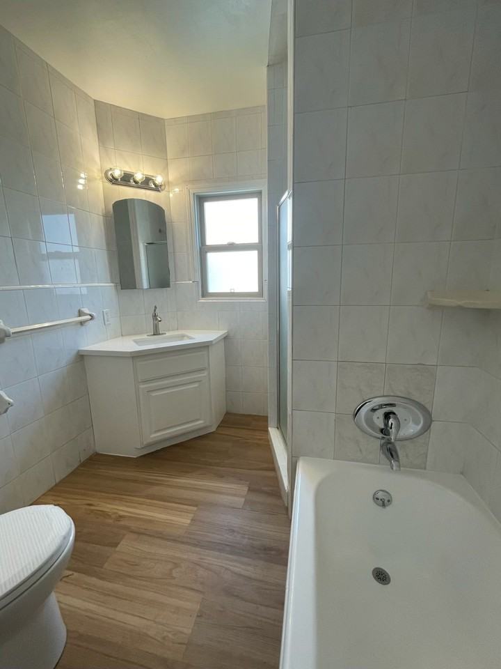 8214 S 3rd Ave - Photo 6 of 9