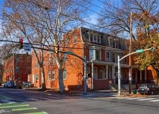 302 N Lime St #4 - Photo 2 of 23