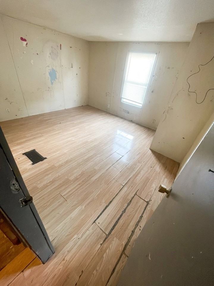 8105 Moonmist Cir #13 - Photo 3 of 8