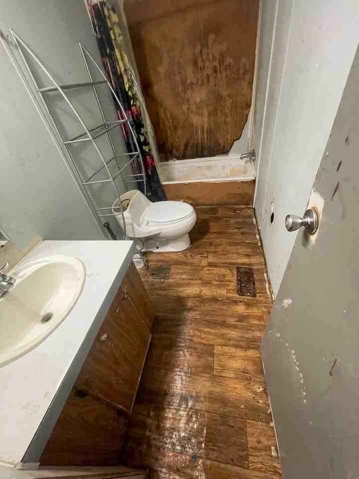 8105 Moonmist Cir #13 - Photo 7 of 8