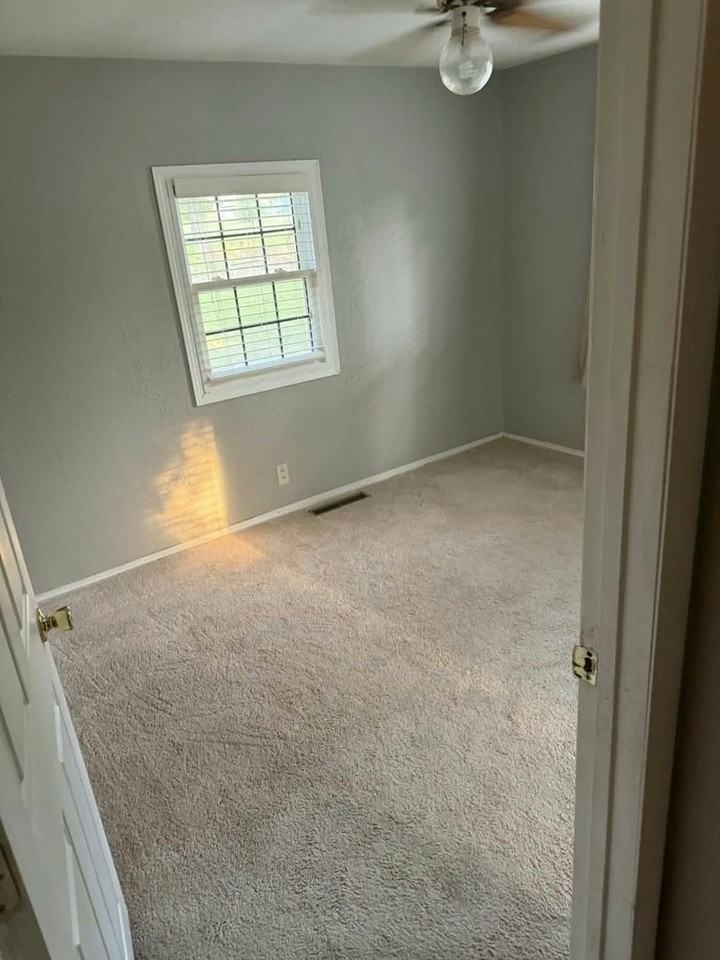 26324 Samantha Ln - Photo 4 of 20