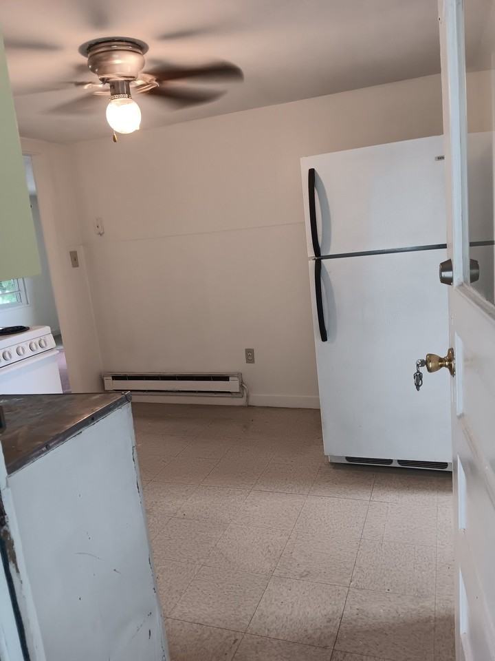 655 N Pike Rd #1 - Photo 3 of 13