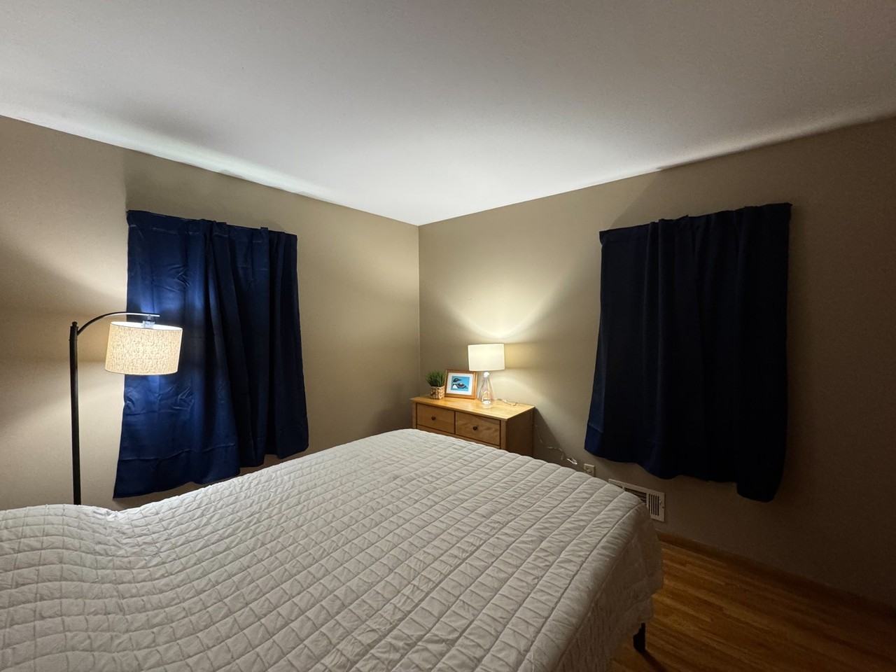1214 43 1/2 Ave Ne #1214 - Photo 2 of 8