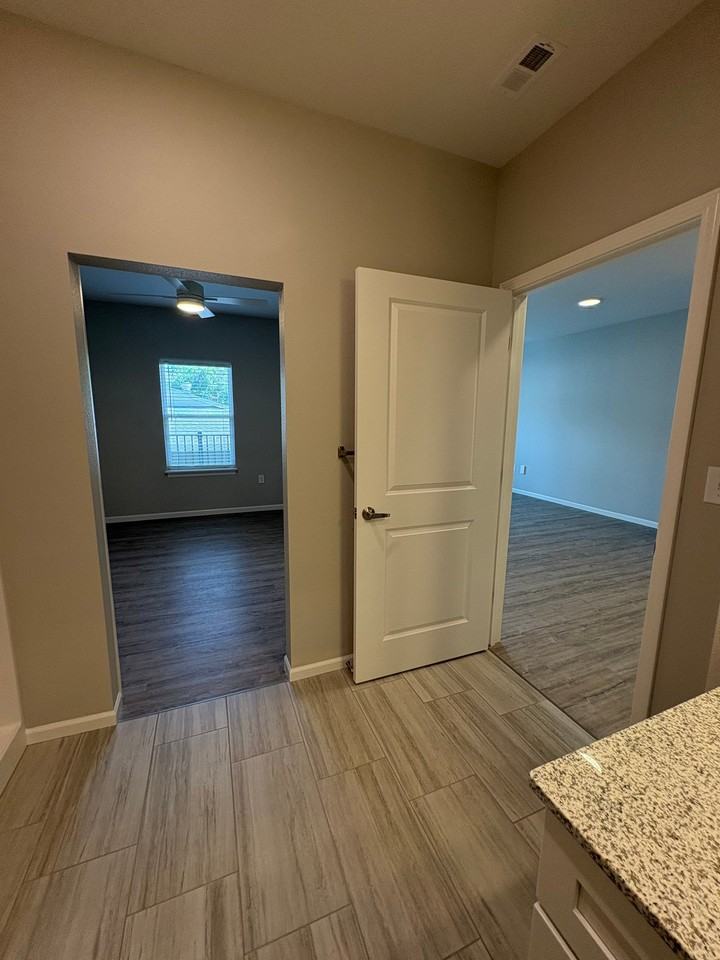1073 S Grant Ave #226 - Photo 4 of 14