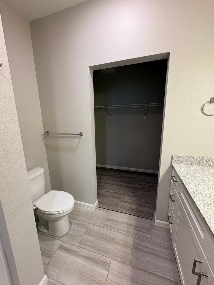 1073 S Grant Ave #226 - Photo 6 of 14