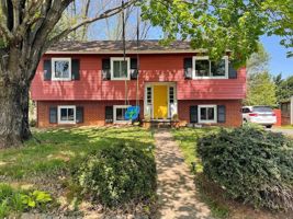 featured image of 625 Davis Ave