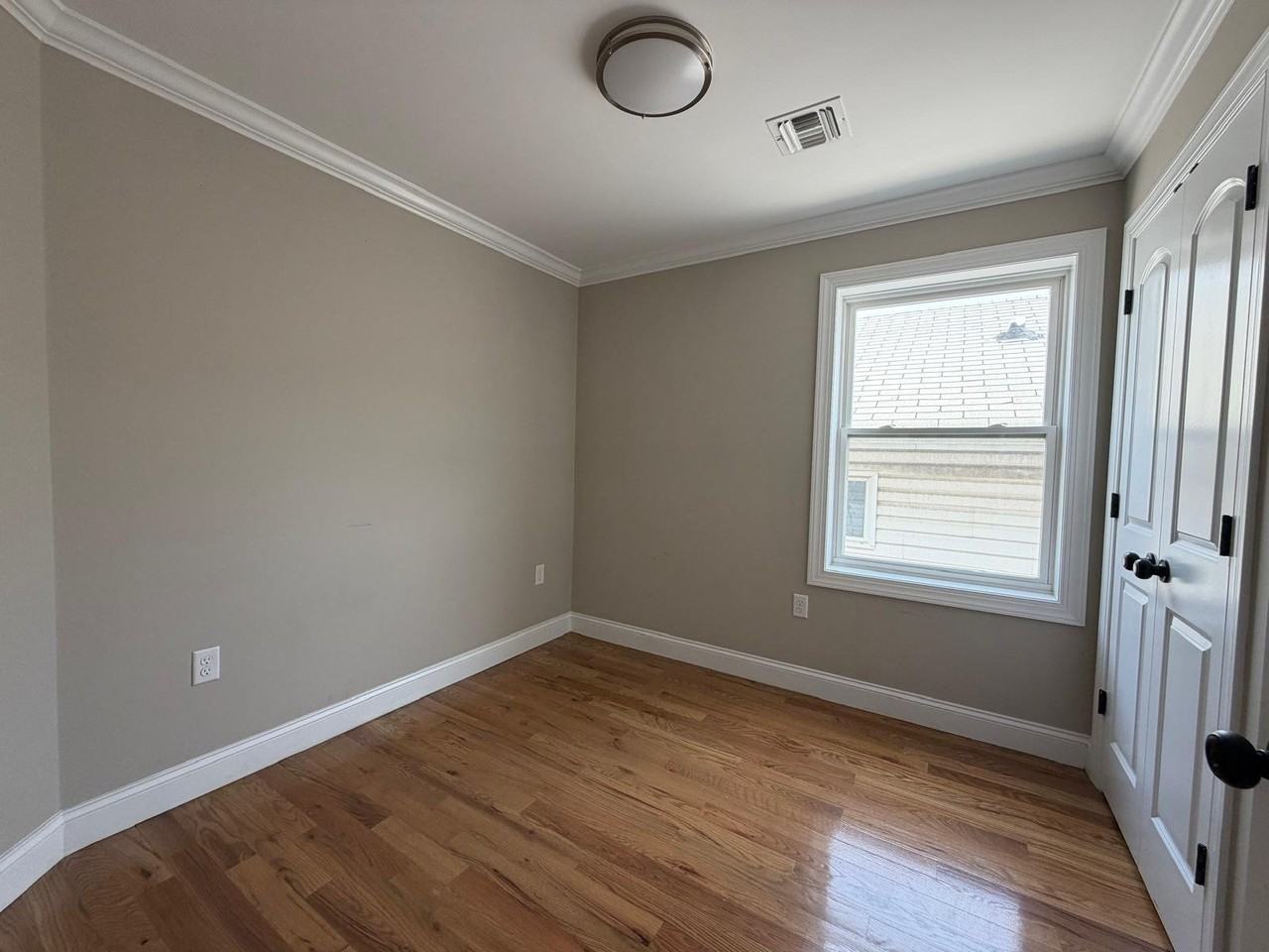 208 Atlantic St #2 - Photo 7 of 10
