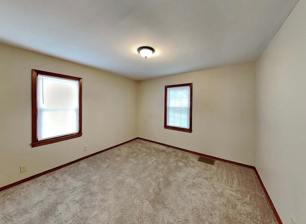 3529 Virginia Ave S - Photo 3 of 11