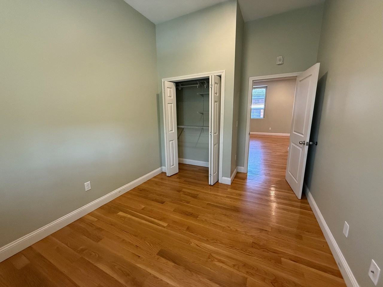409 Dudley St #5 - Photo 6 of 16