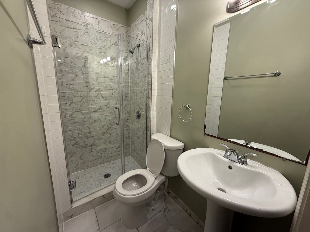 409 Dudley St #5 - Photo 7 of 16
