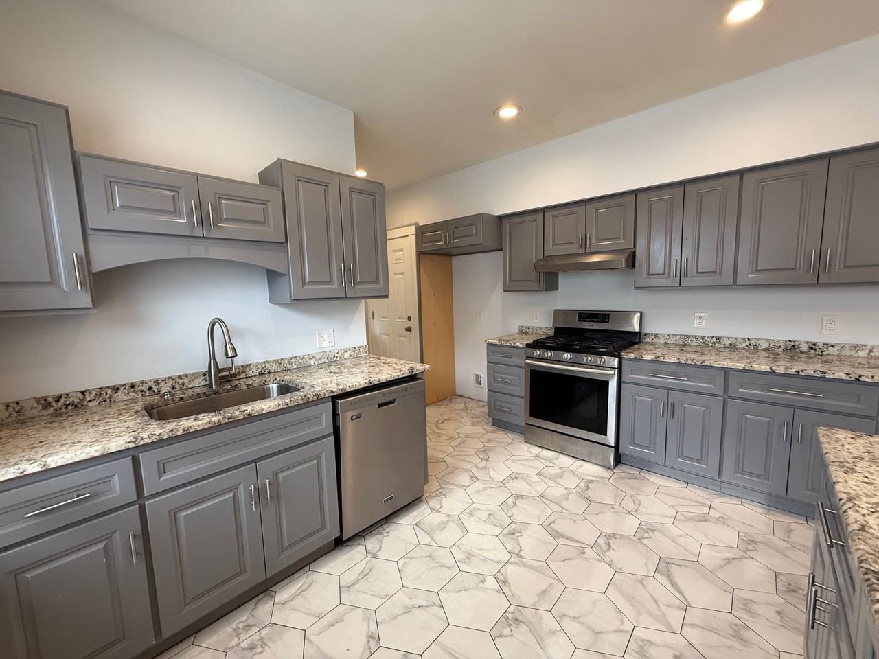 269 Belgrade Ave #3 - Photo 3 of 16