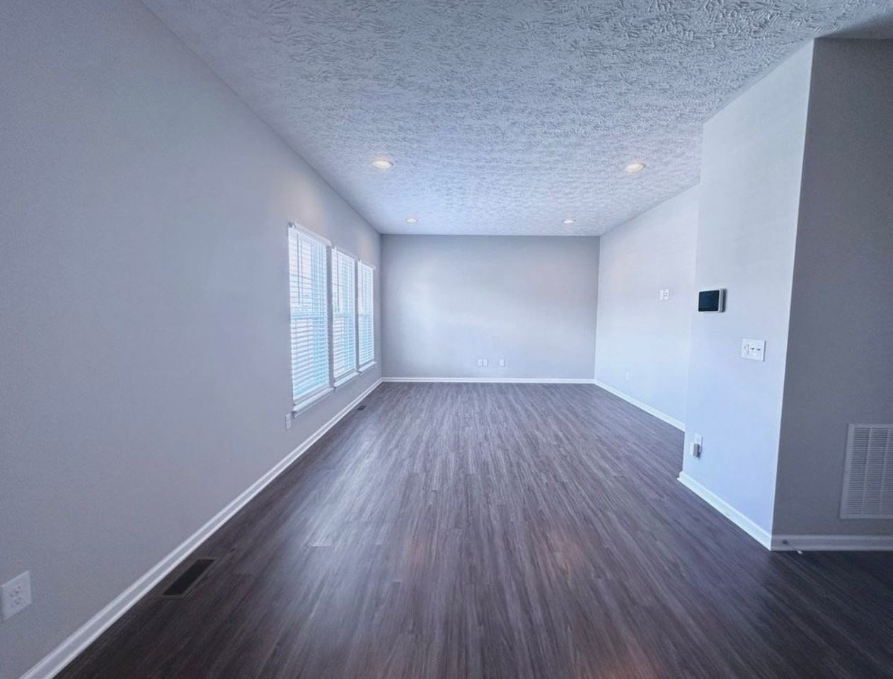 37571 Tail Feather Dr - Photo 5 of 12