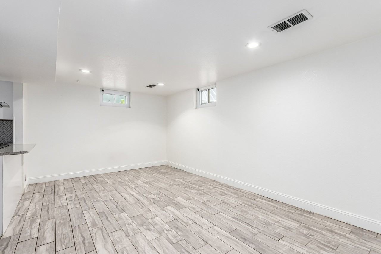 1175 Dayton St #1175 - Photo 5 of 18