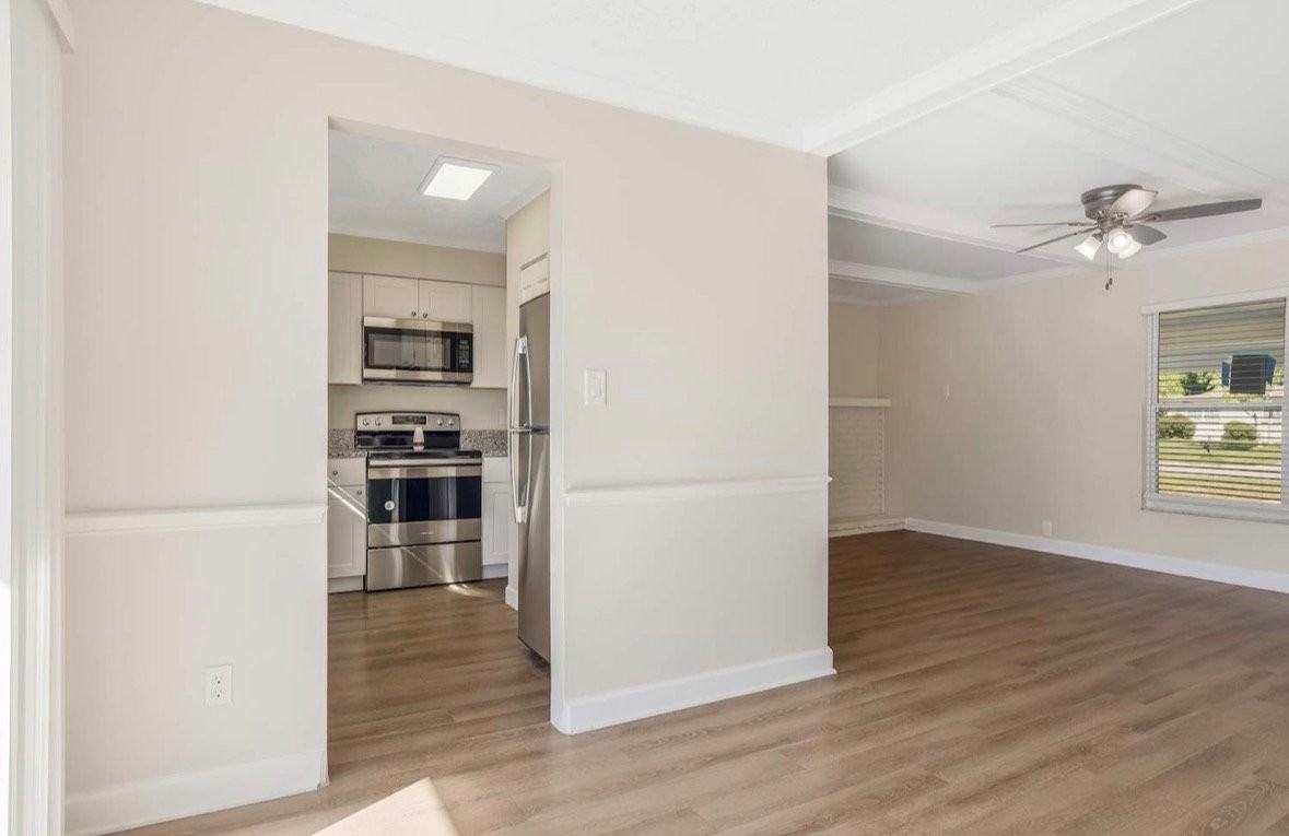 1121 Nw 1st Ave - Photo 2 of 10