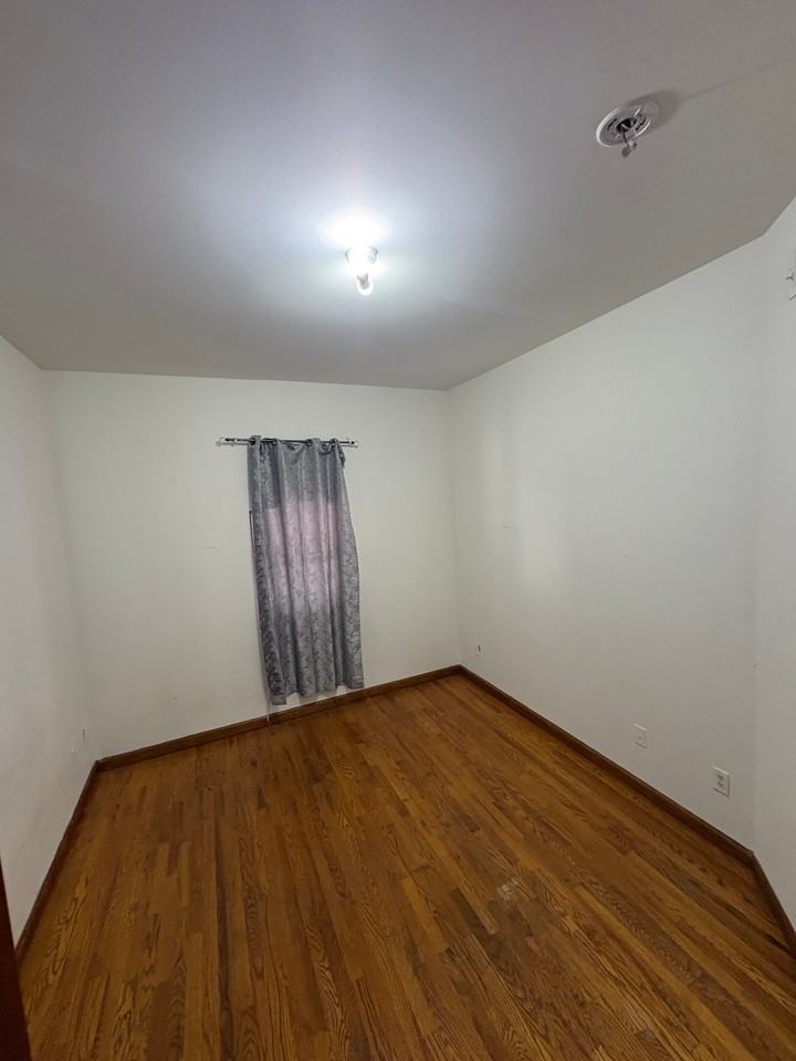 111 Niagara St #1stFL - Photo 4 of 7