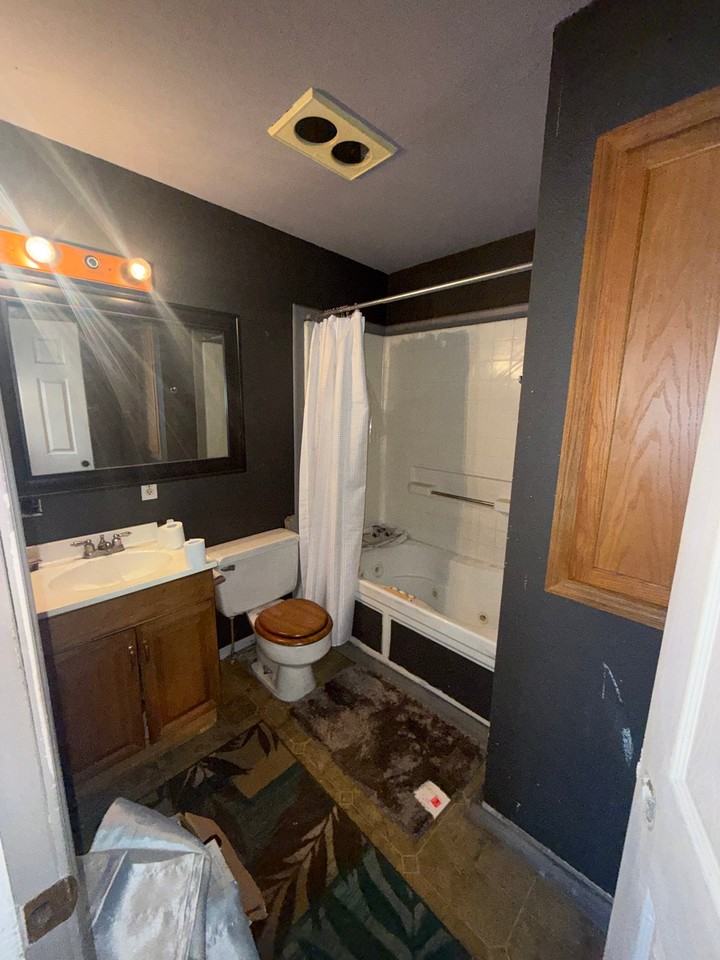 805 Waldman Ave - Photo 5 of 20