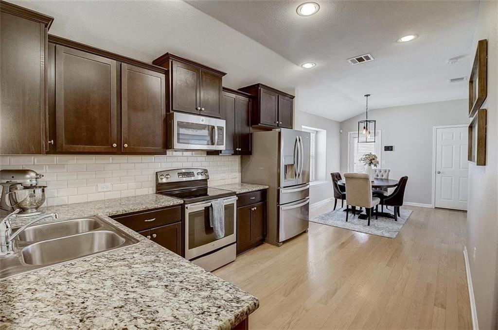 18307 Mammoth Cave Blvd #1 - Photo 4 of 10