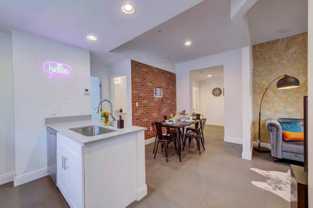 346 Nw 35th St #1 - Photo 1 of 1