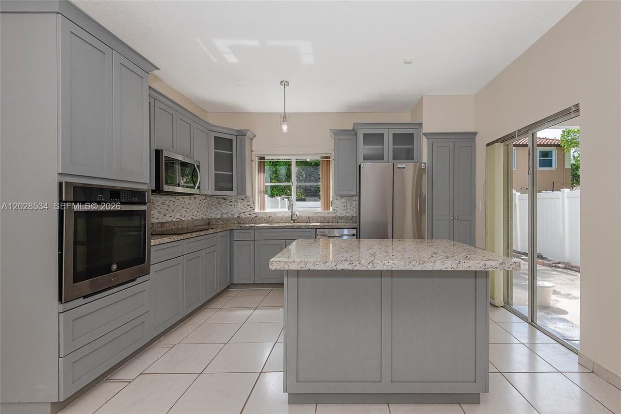 4959 Sw 128th Ter - Photo 6 of 8