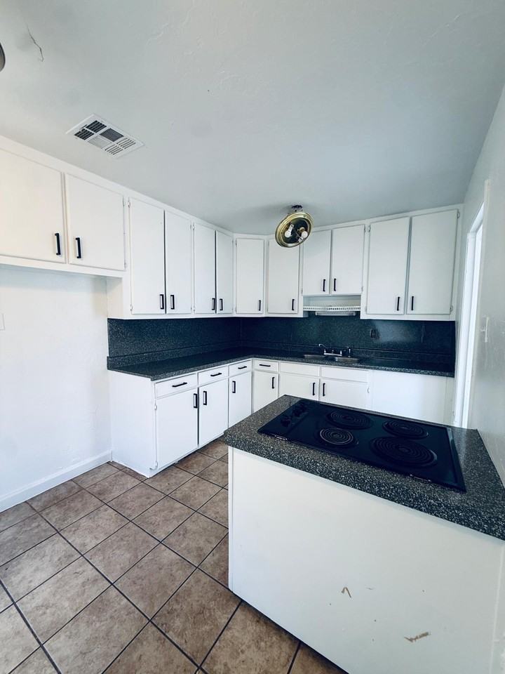 326 E Harmon Dr #1 - Photo 2 of 10