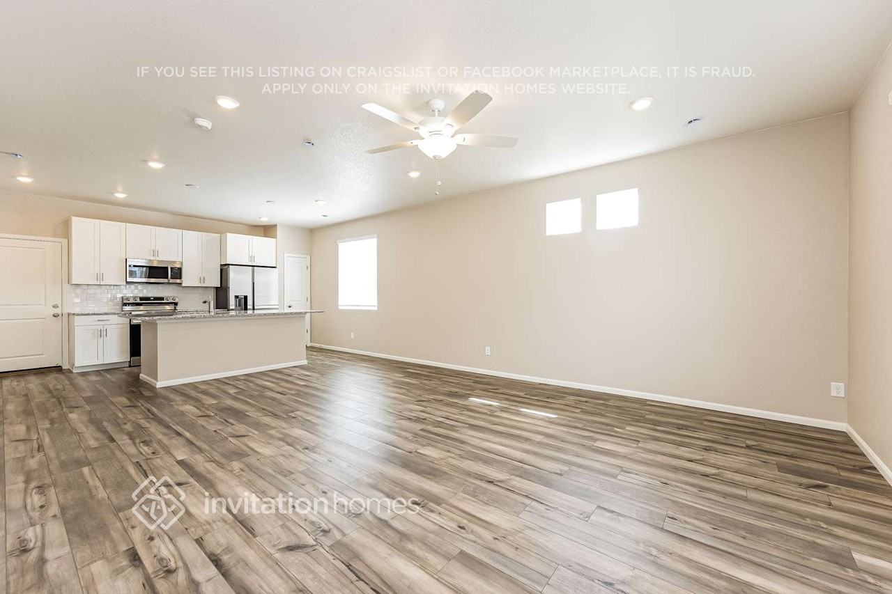 5867 Uptop Pt - Photo 4 of 18