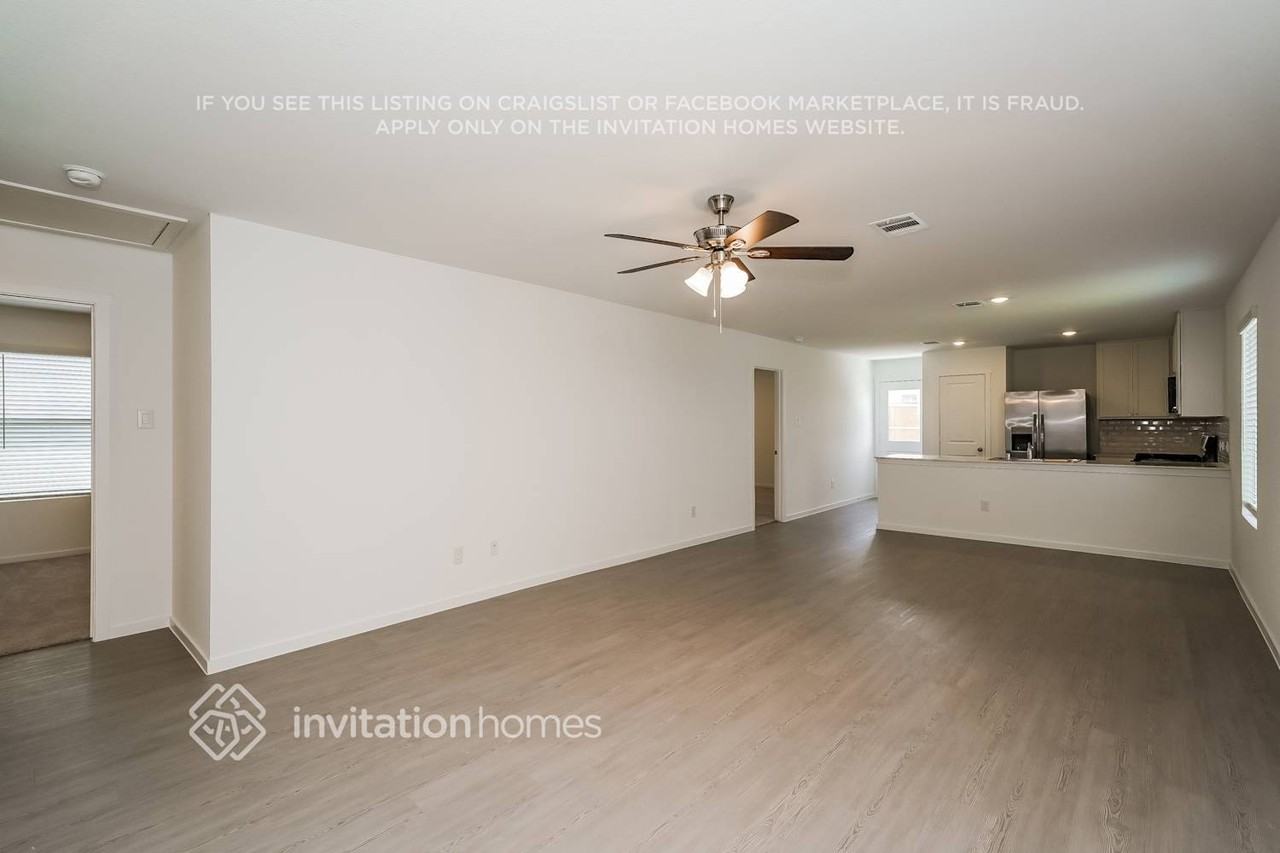 3113 Lynmar Ln - Photo 3 of 17