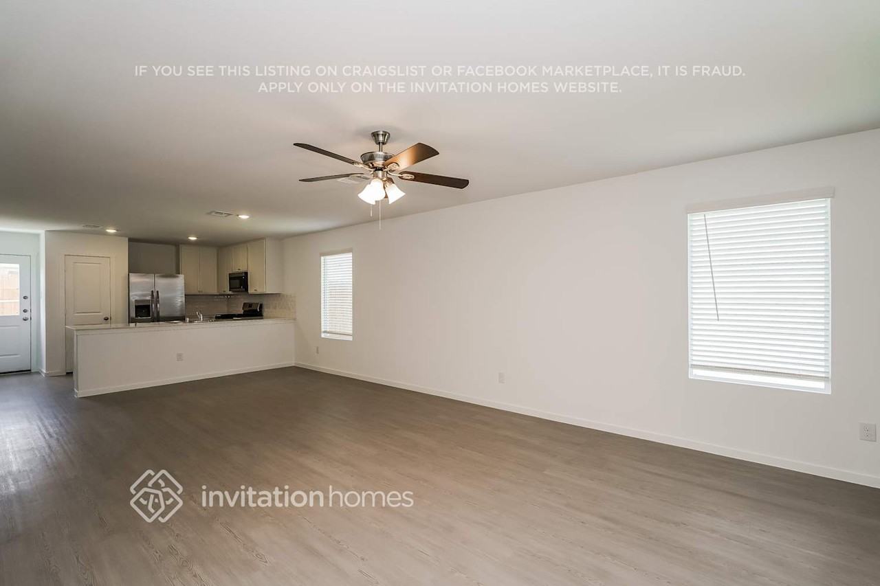 3113 Lynmar Ln - Photo 4 of 17