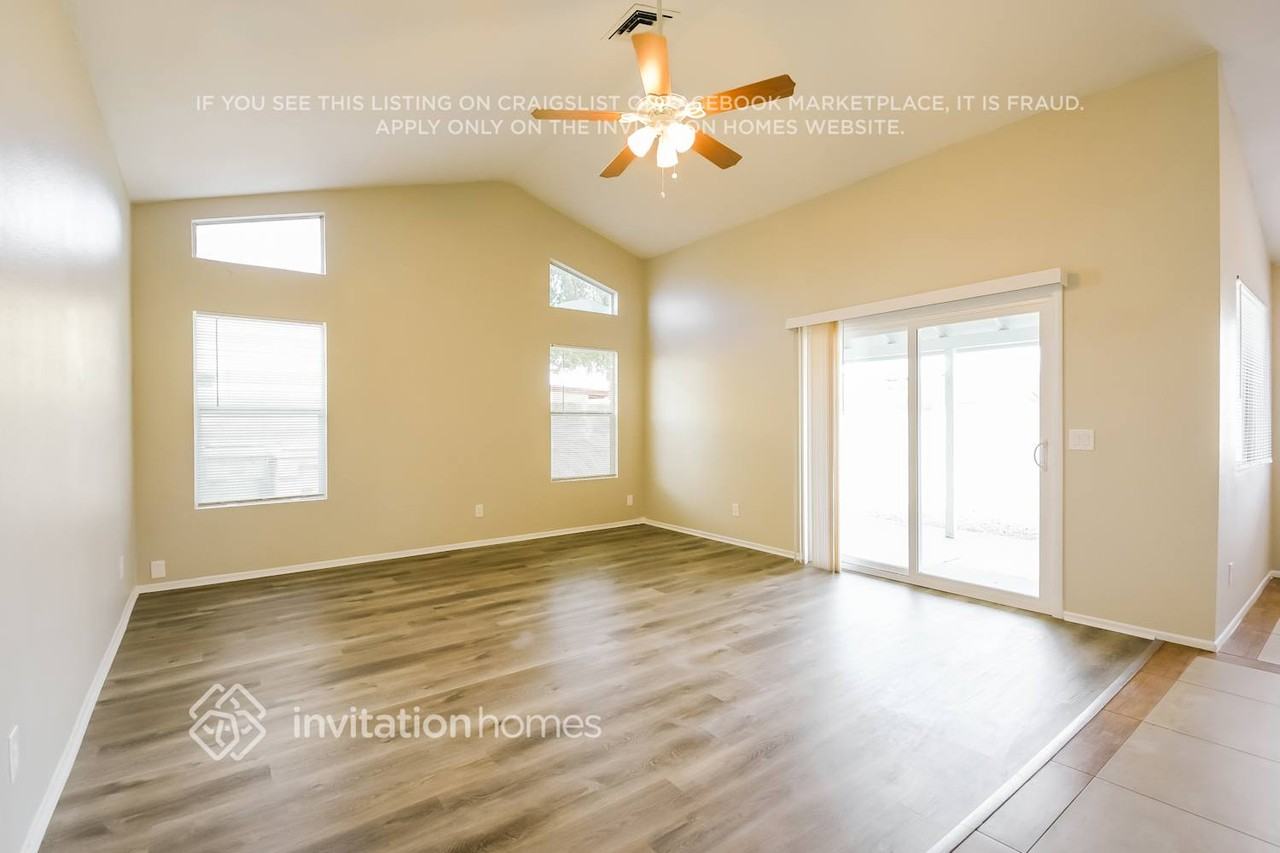 6340 W Grandview Rd - Photo 3 of 16