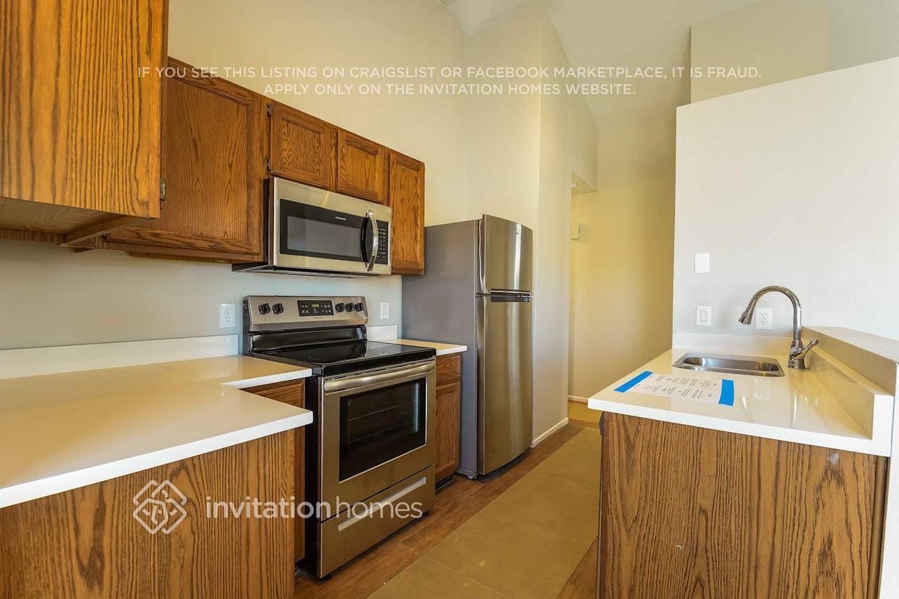 6340 W Grandview Rd - Photo 6 of 16