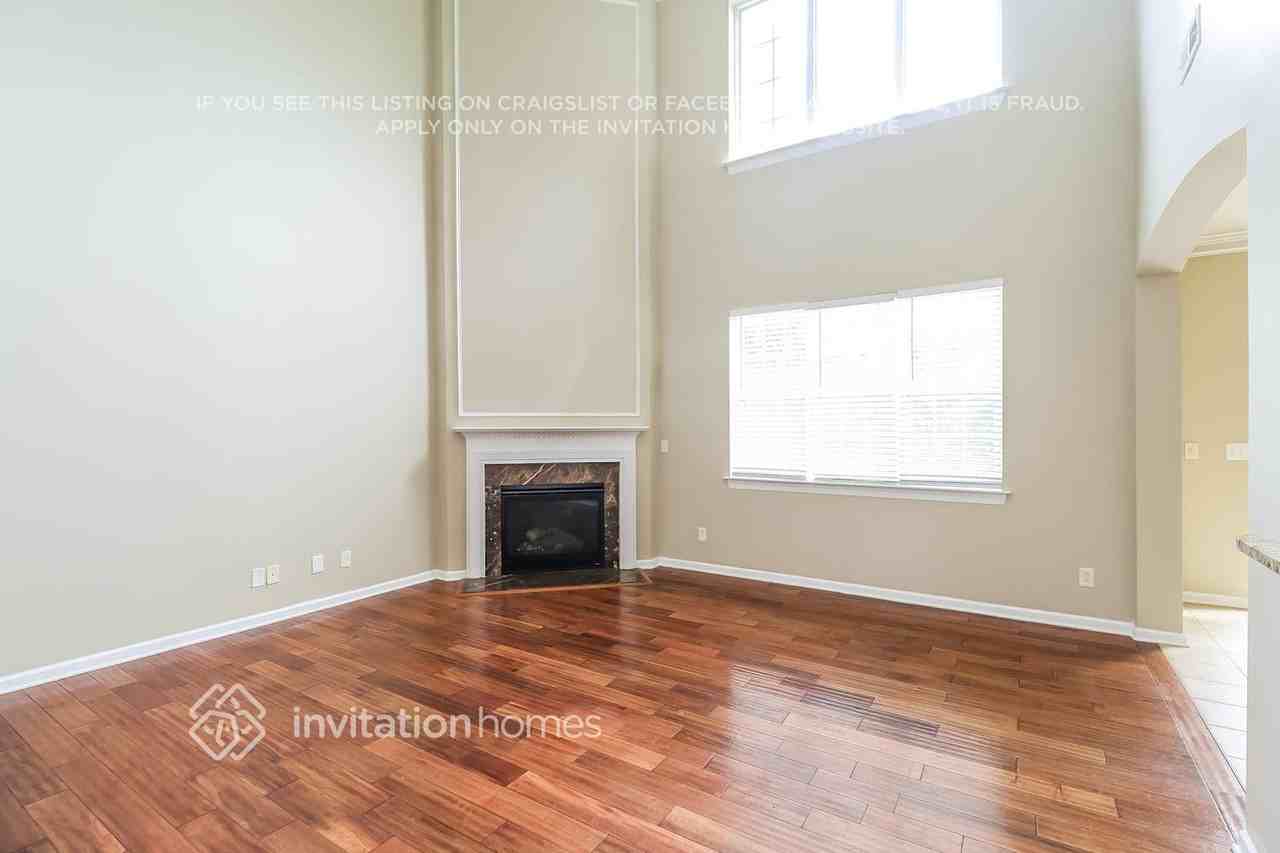 1501 Ridge Haven Rd - Photo 5 of 18