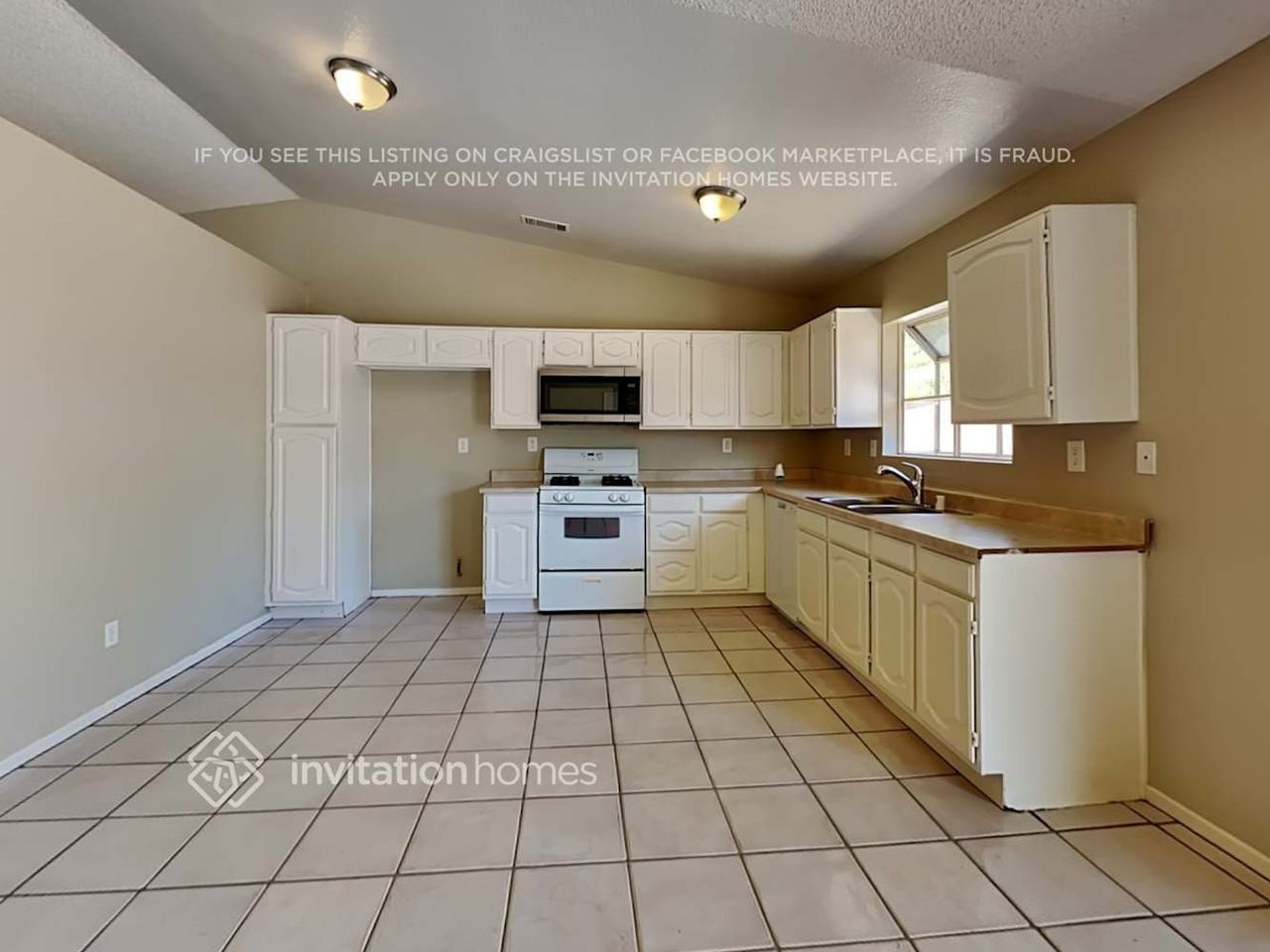 4268 Cedar Dr - Photo 7 of 21