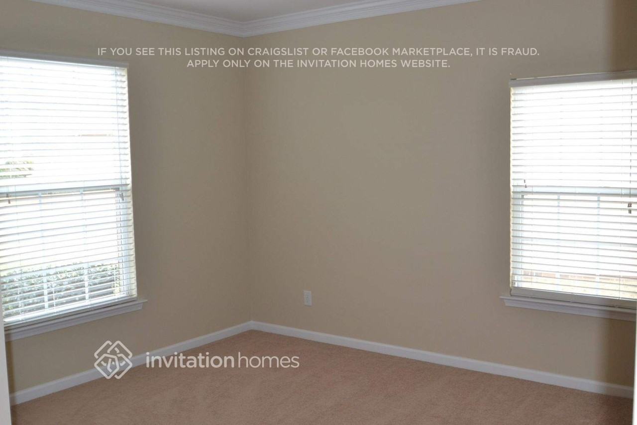 11609 Sidney Crest Ave - Photo 6 of 9