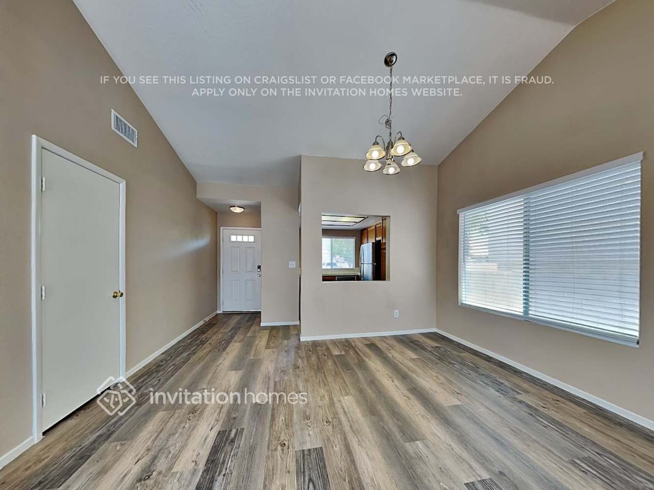 1401 Bent Arrow Dr - Photo 3 of 15