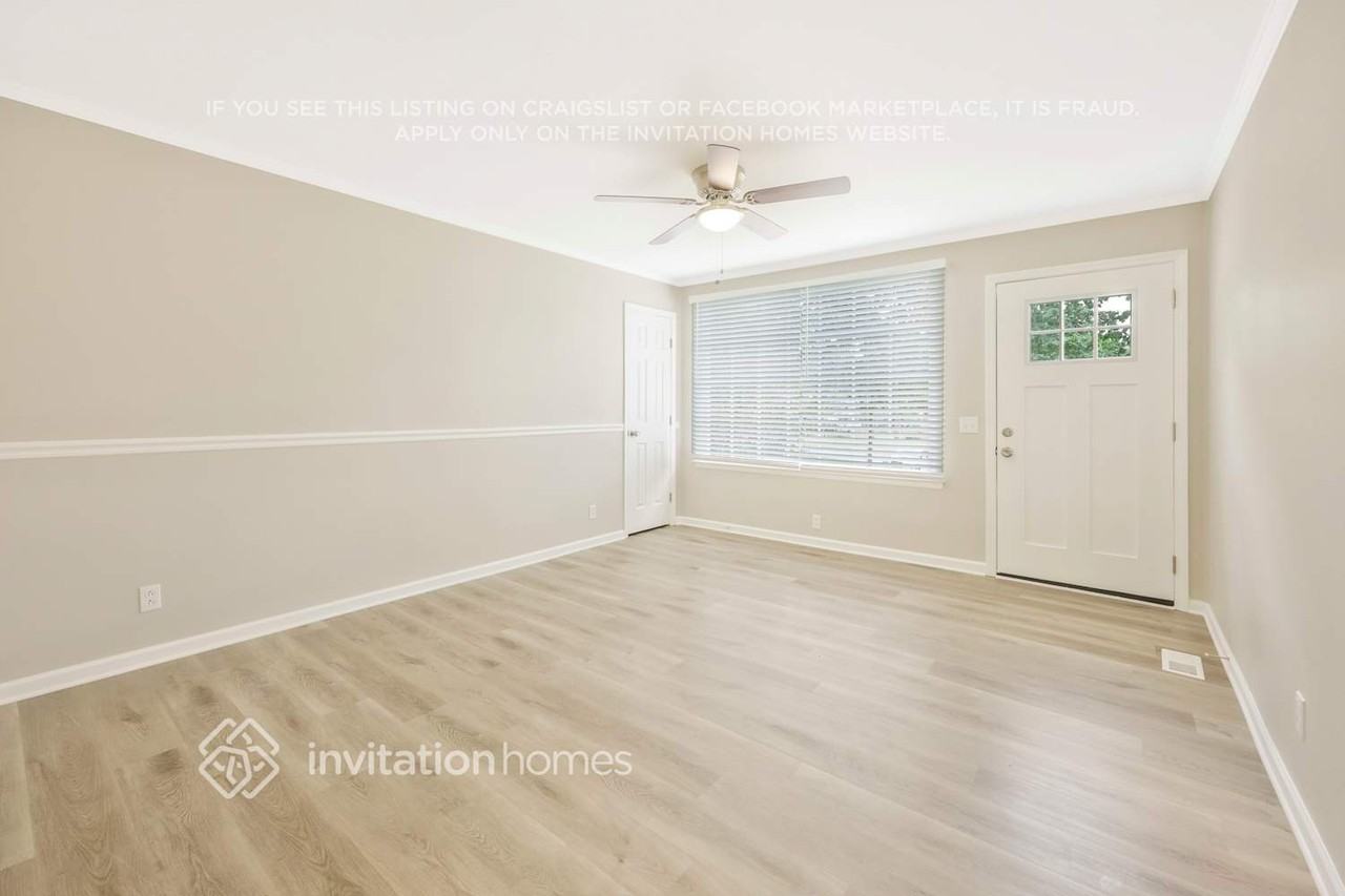 111 Curtiswood Dr - Photo 4 of 28