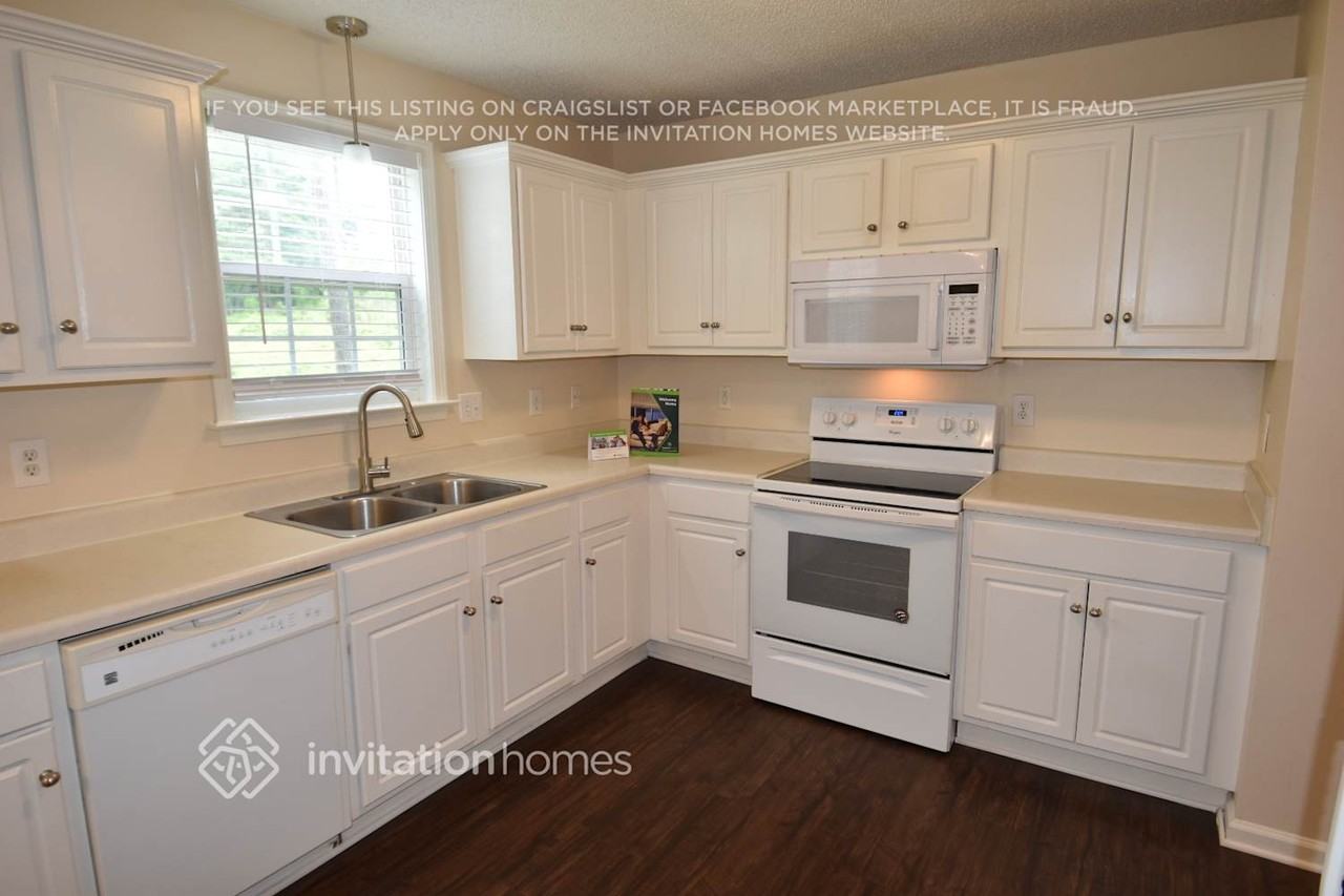 124 Rock Fish Ln - Photo 7 of 15