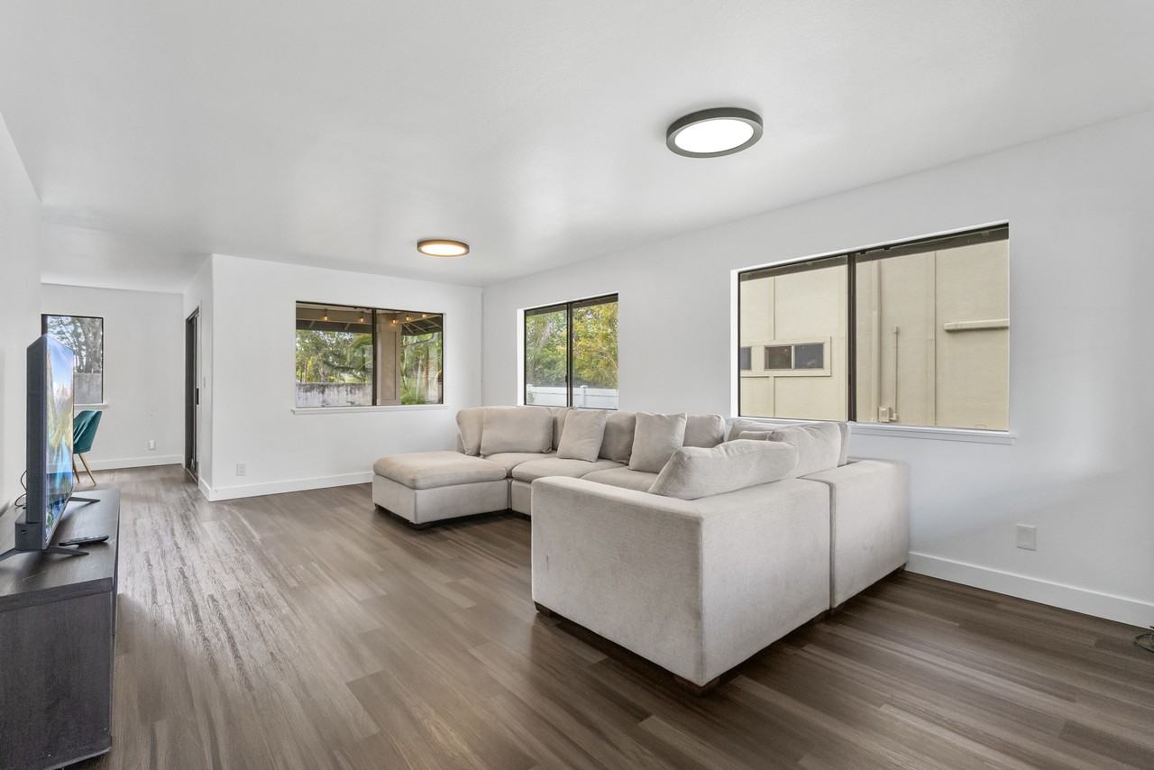 95-1047 Kahakiki St #1 - Photo 5 of 15