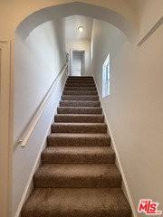 1249 S Tremaine Ave - Photo 7 of 8