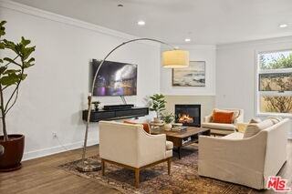1253 18th St #103 - Photo 4 of 8