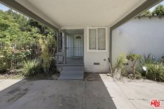 2938 Kansas Ave - Photo 4 of 8
