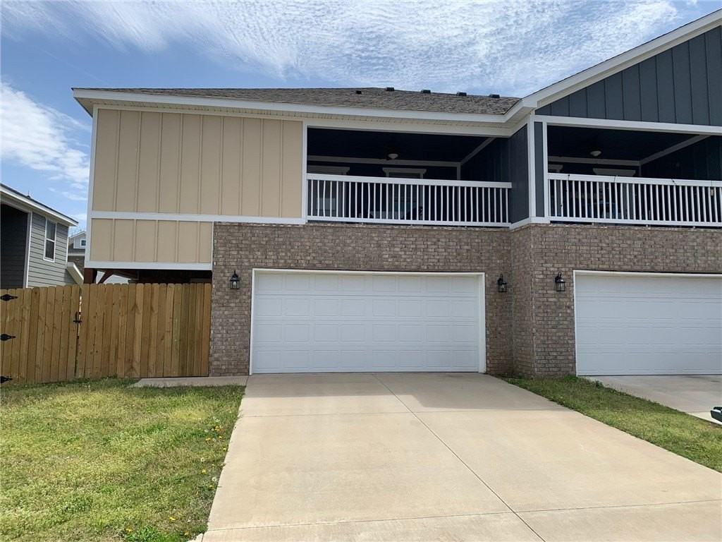 1349 N Corsica Dr - Photo 3 of 15