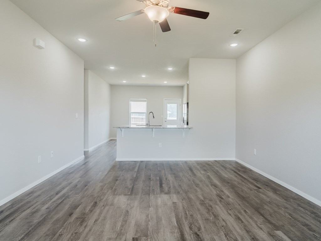 6903 Sw Whitmarsh Rd - Photo 4 of 23